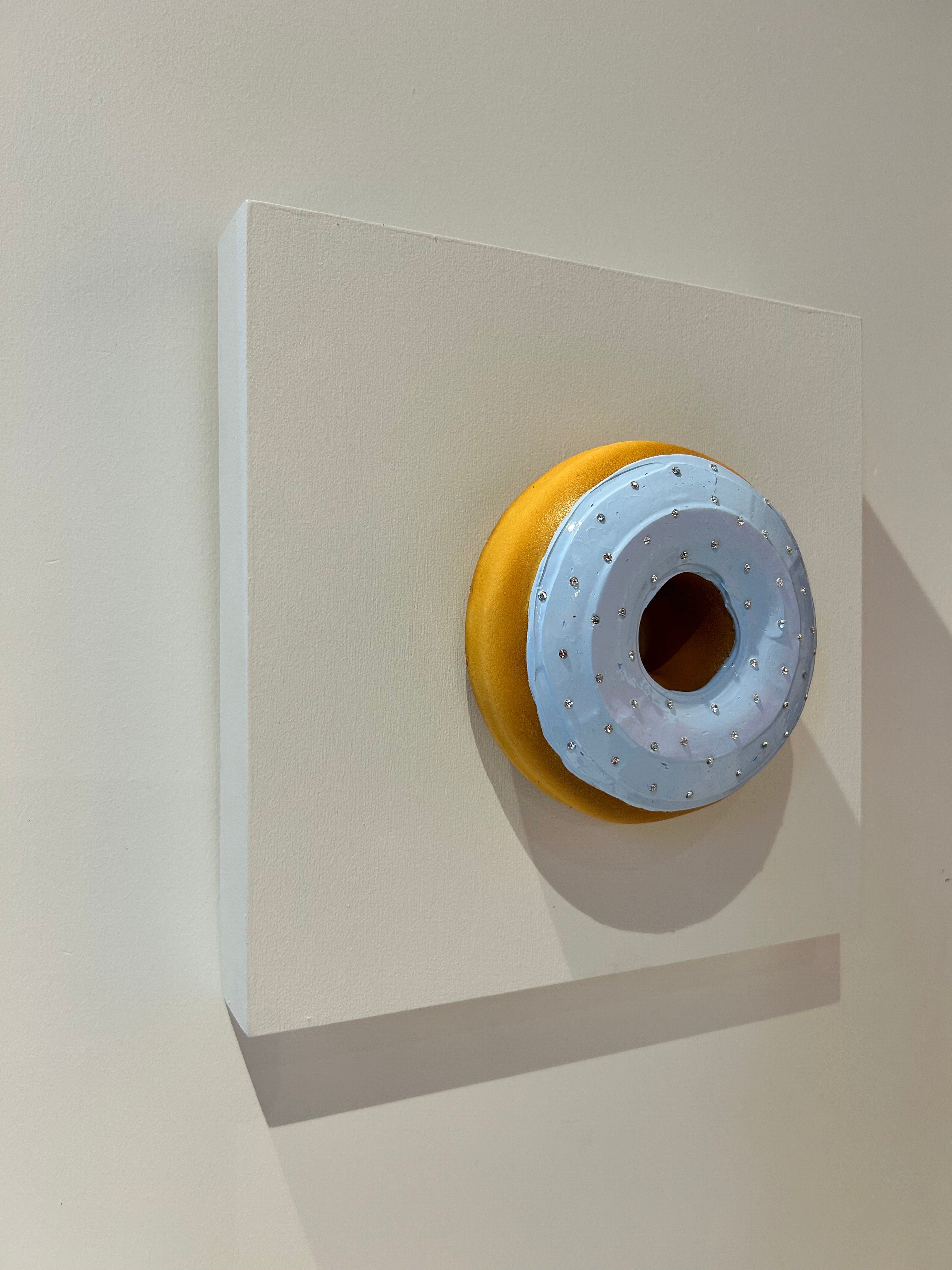 Dotnut by Anna Sweet